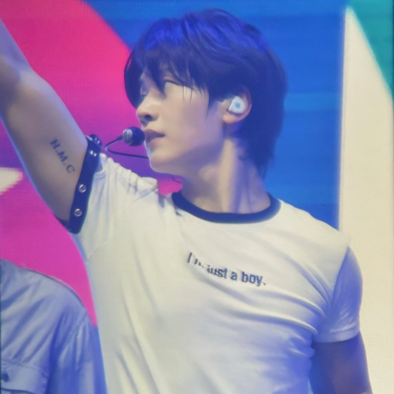 A moment captured by Seok Matthew (ZEROBASEONE)'s fan