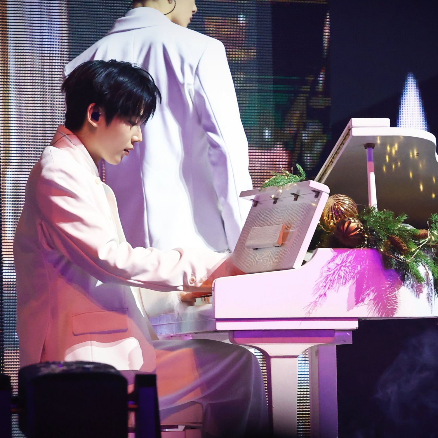 Behind-the-scenes cut of Sunoo (ENHYPEN)