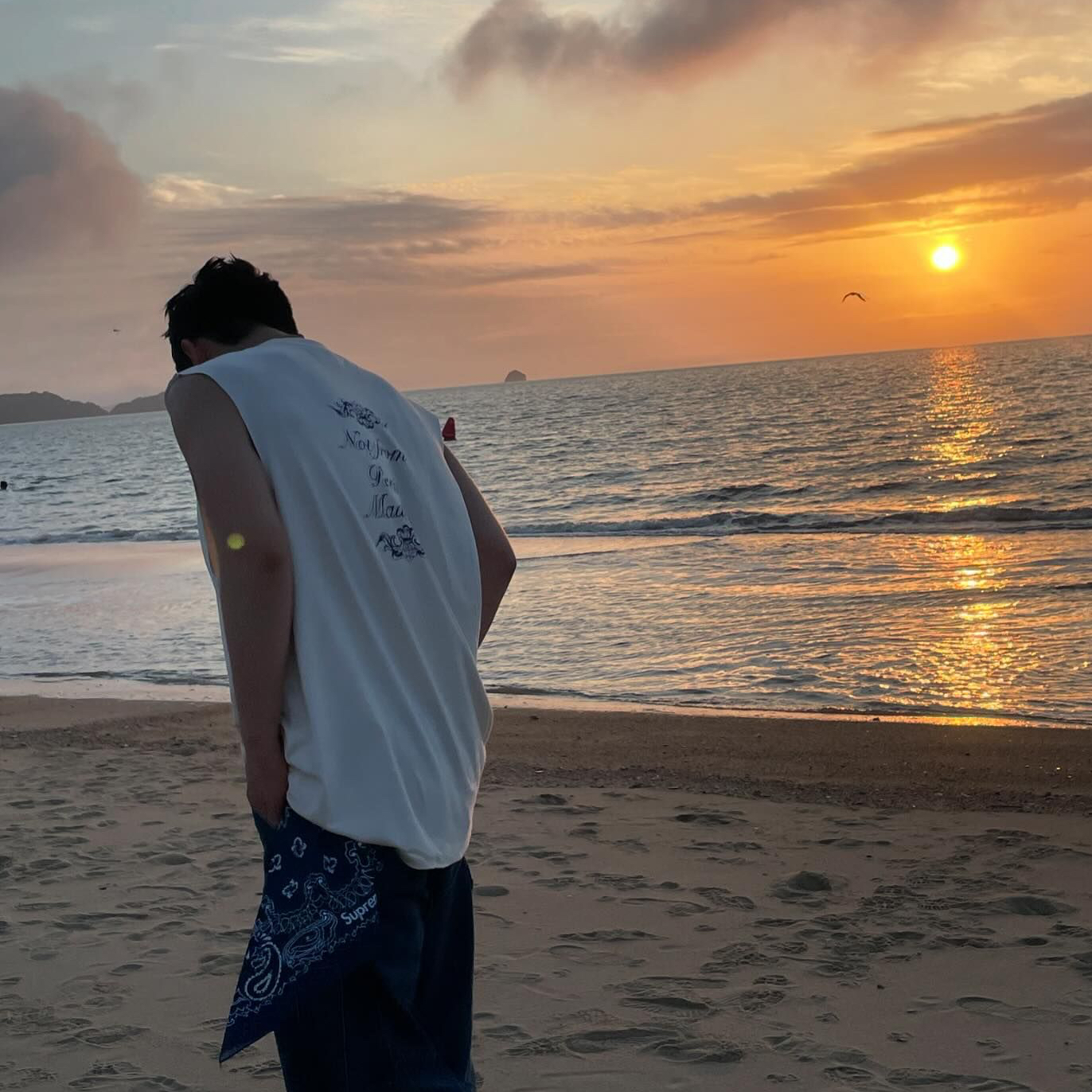 Behind-the-scenes cut of Kim Yohan (WEi)