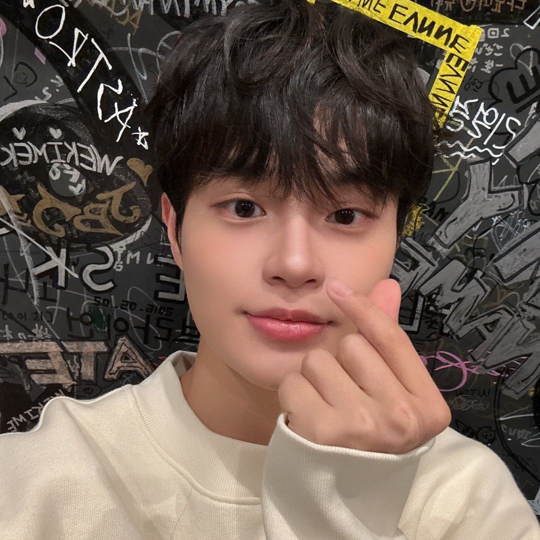 Momen yang diabadikan oleh penggemar Lee Daehwi (AB6IX)
