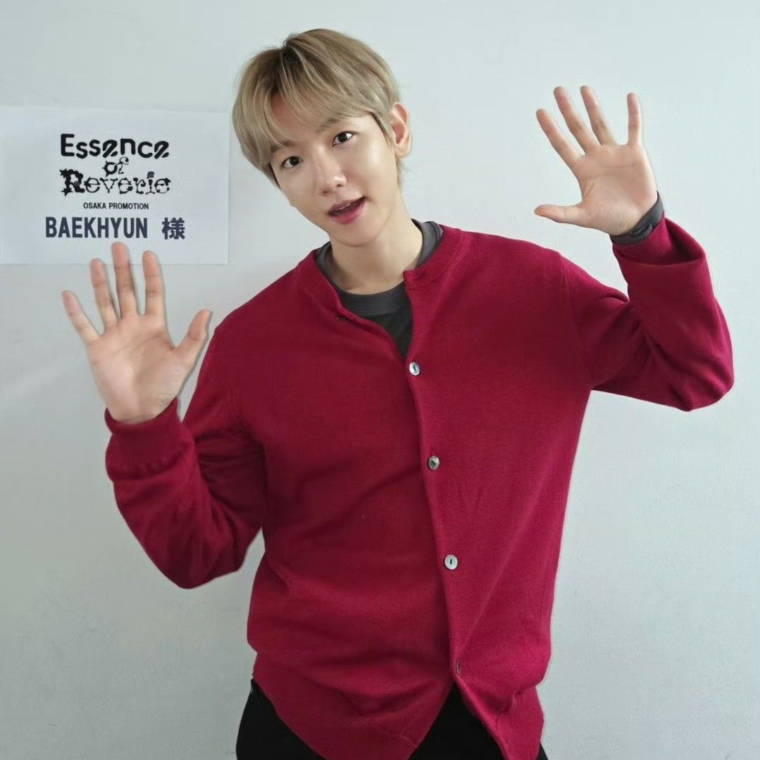 Behind-the-scenes cut of Baekhyun (EXO)
