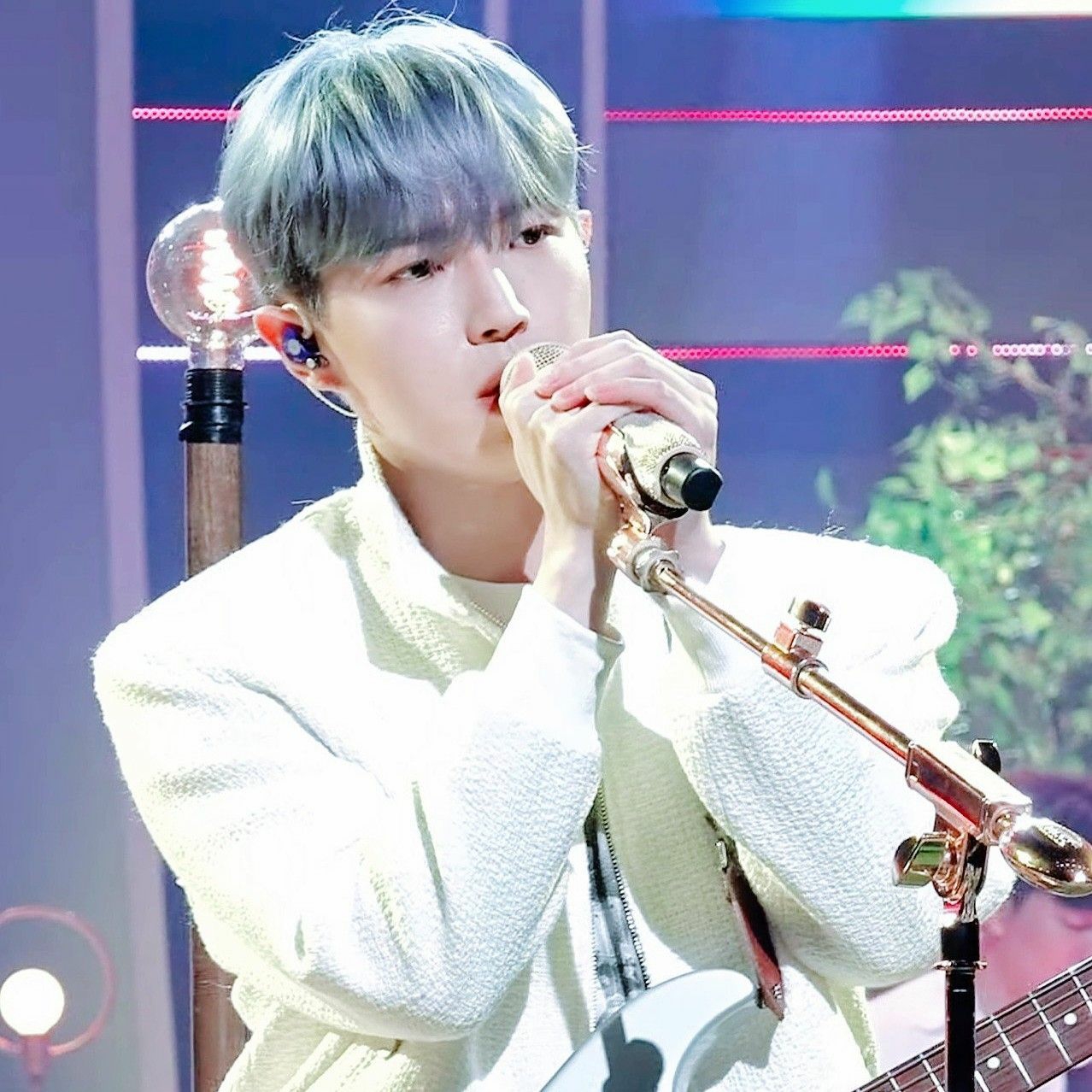 Foto terbaru Kim Jaehwan