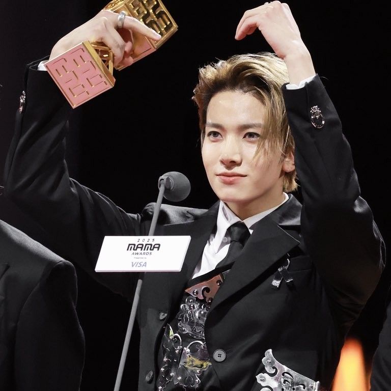 희승 (ENHYPEN) 최근 활동샷