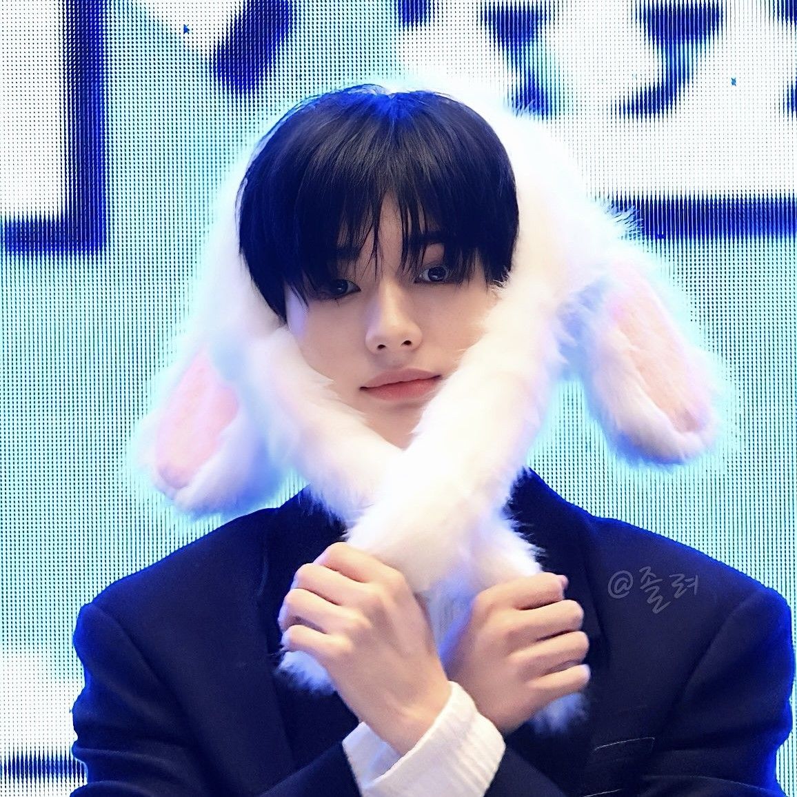 Latest photo of Hyunjin (Stray Kids)