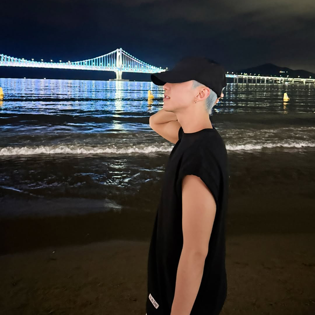Recent activity shot of Hoshi (SEVENTEEN)