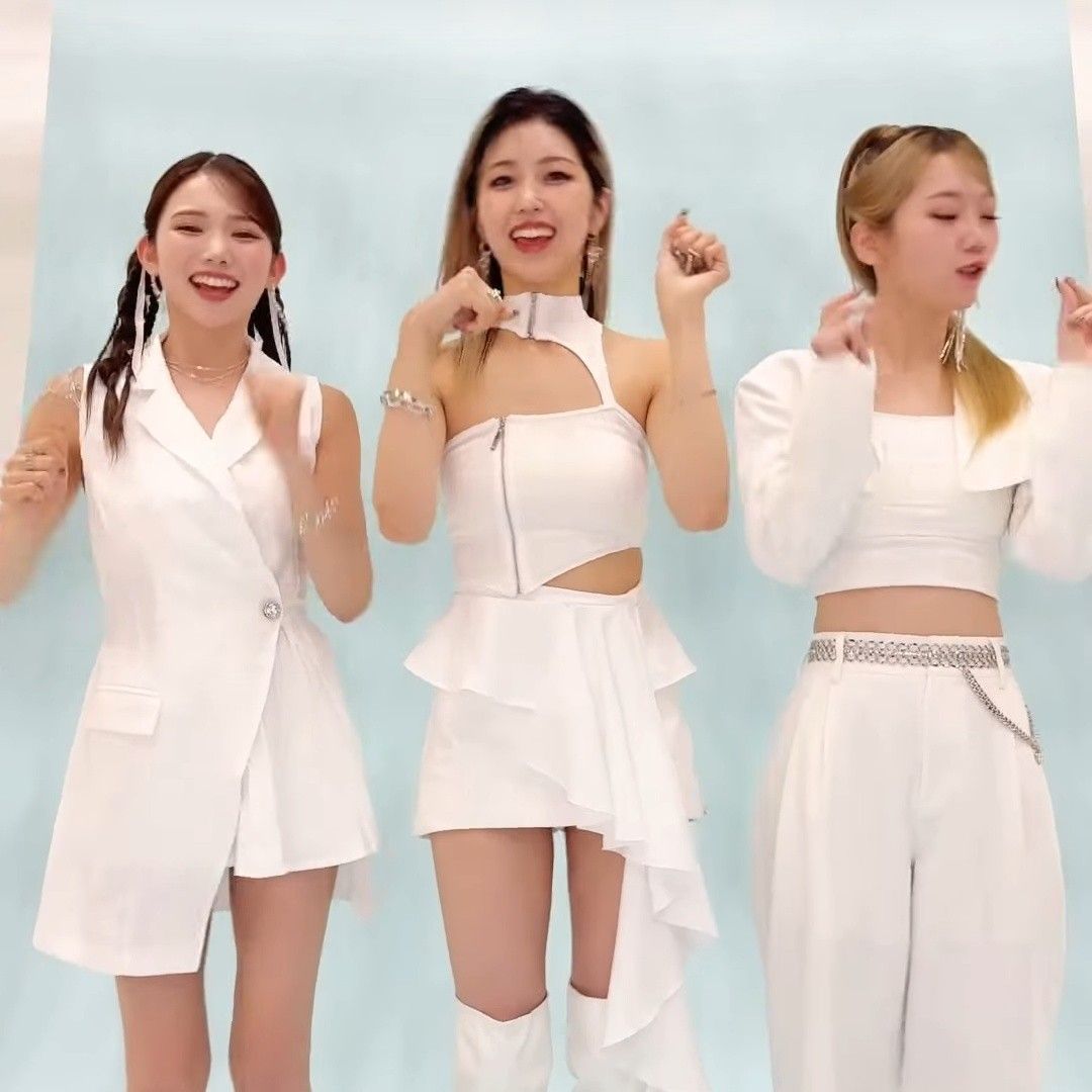 A moment captured by Sakaguchi Rino (IS:SUE)'s fan