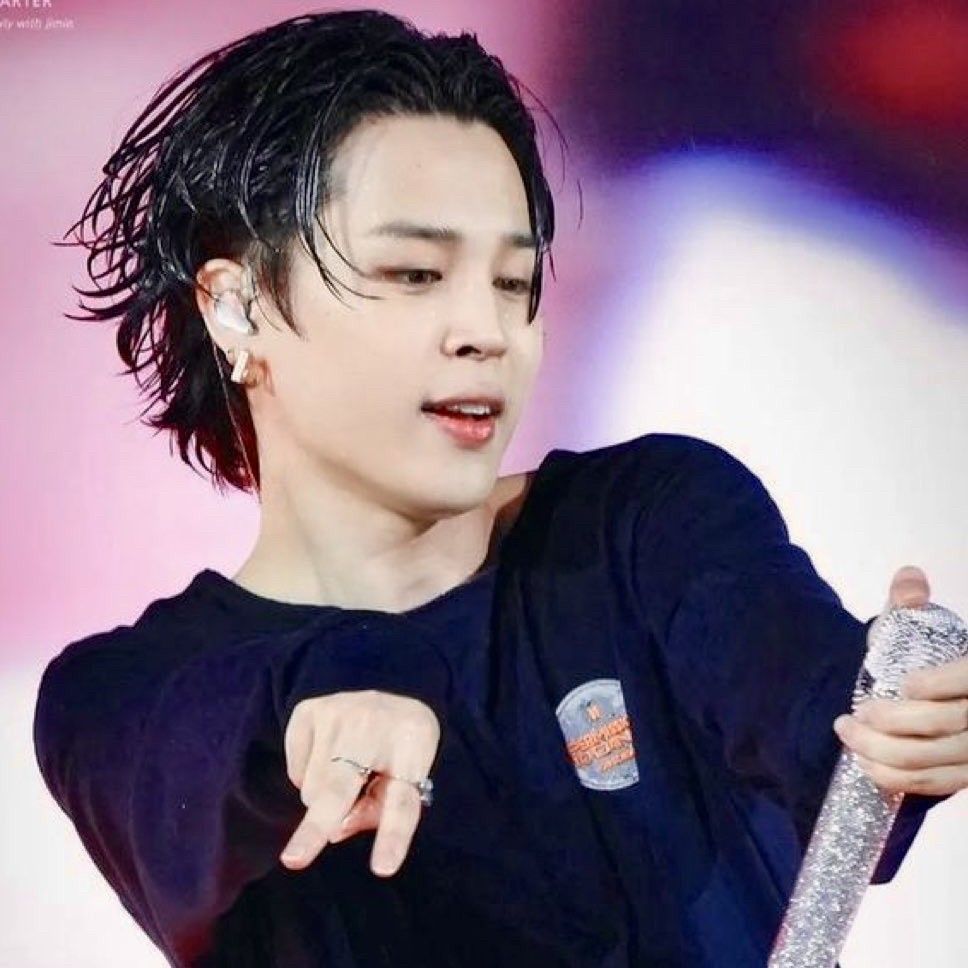 Foto aktivitas terbaru Jimin (BTS)
