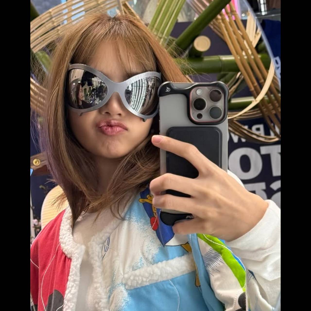 Latest photo of Lisa (BLACKPINK)