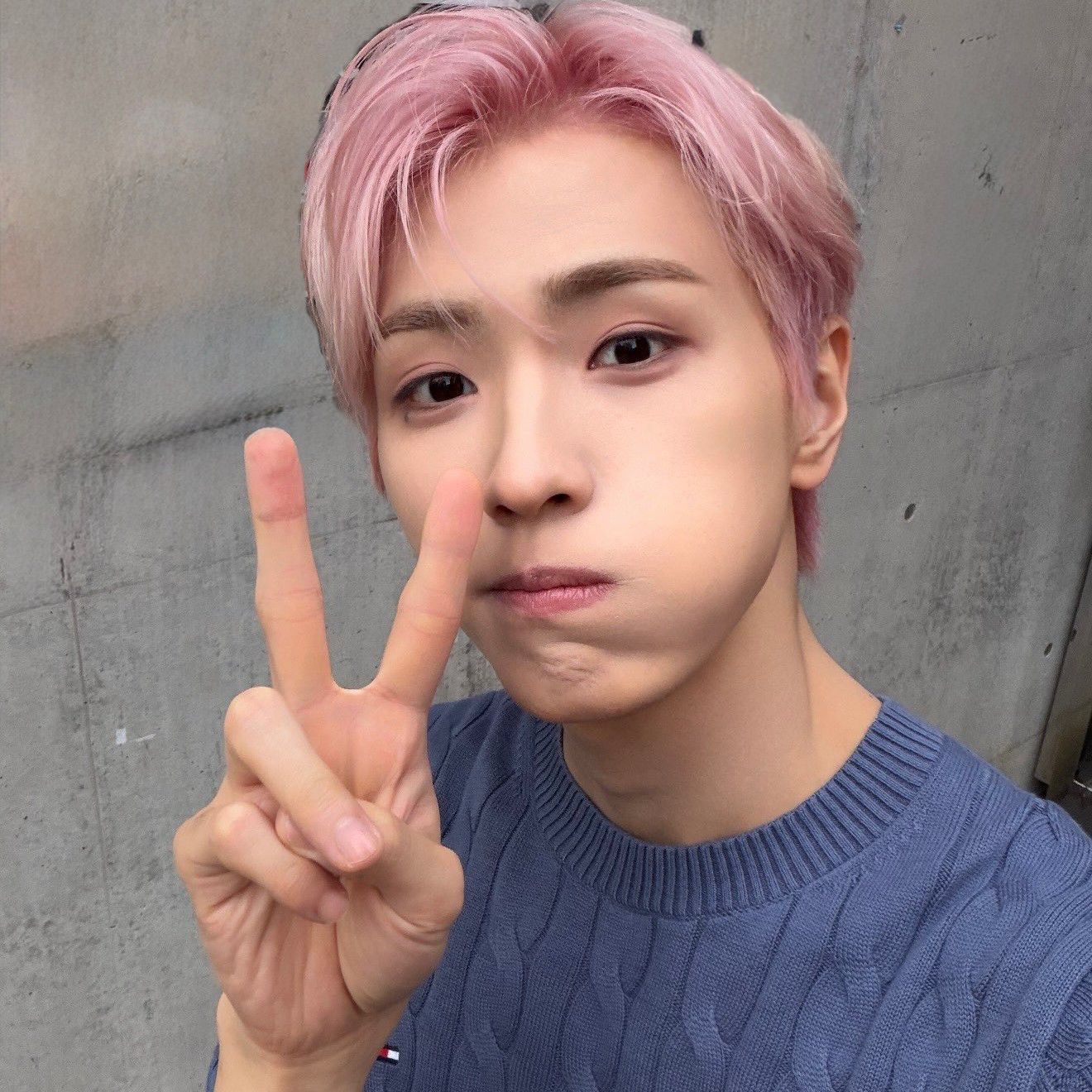 龙熙 (CIX)粉丝拍下的瞬间