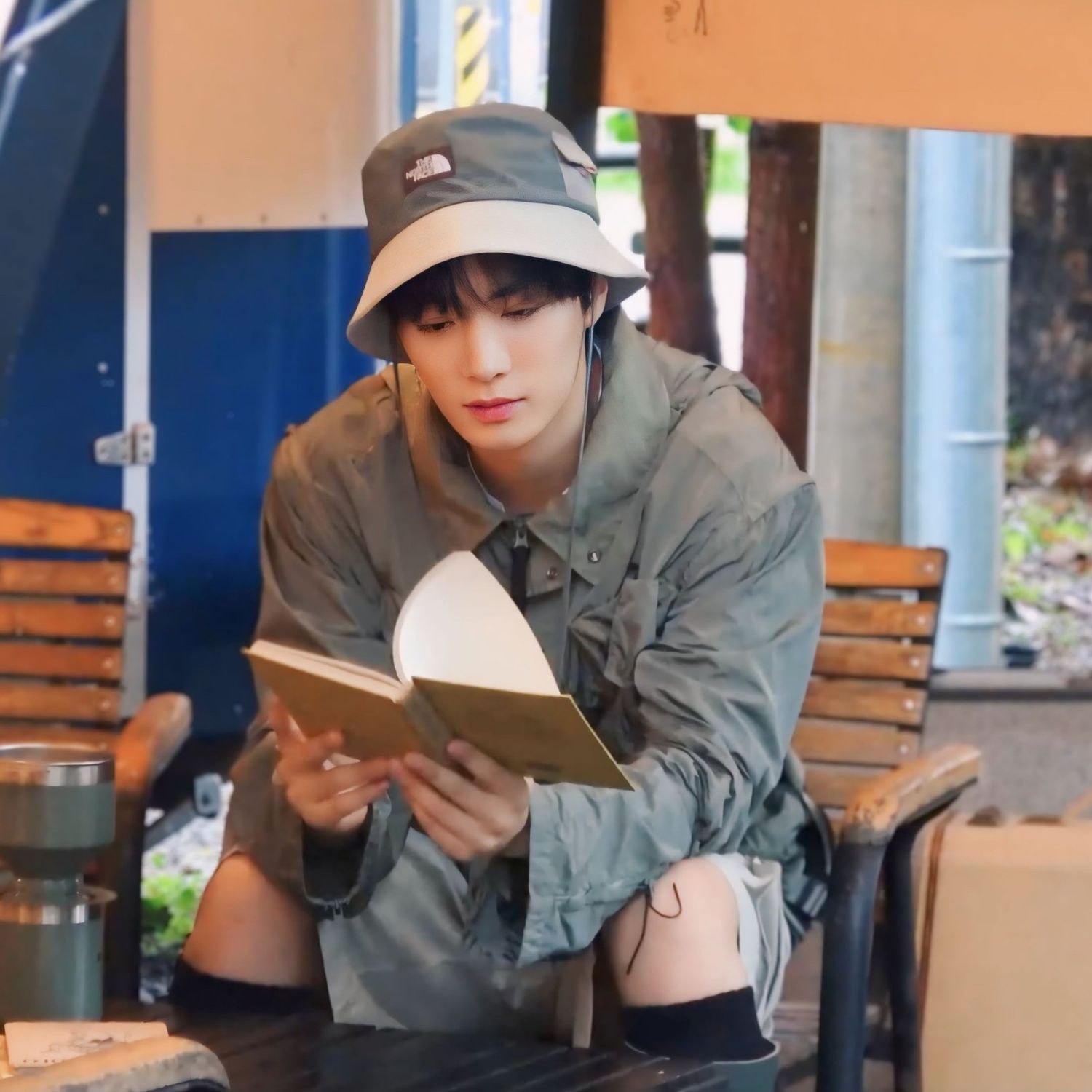 Recent activity shot of Kim Jonghyeon