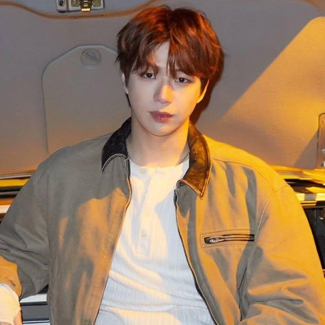 강다니엘 최근 활동샷