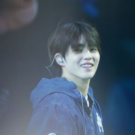 Recent activity shot of S.Coups (SEVENTEEN)