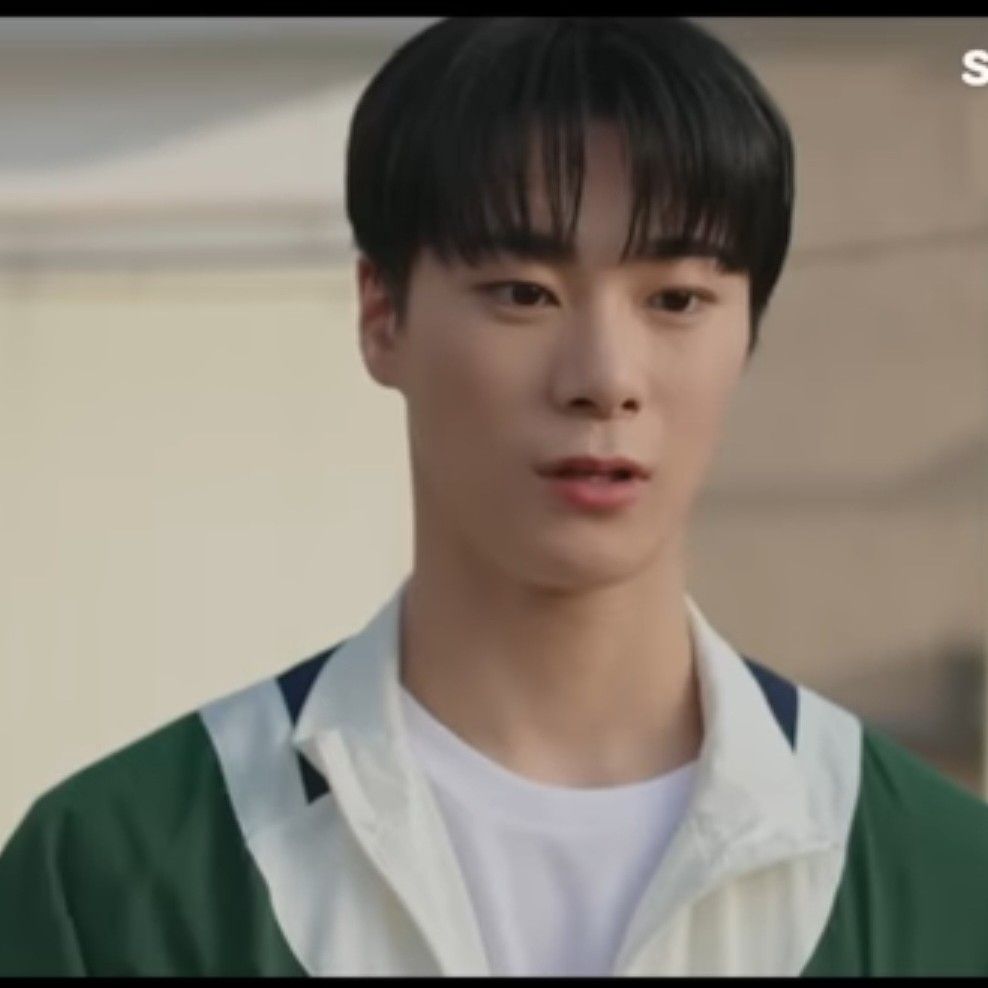 Behind-the-scenes cut of Moonbin (ASTRO)