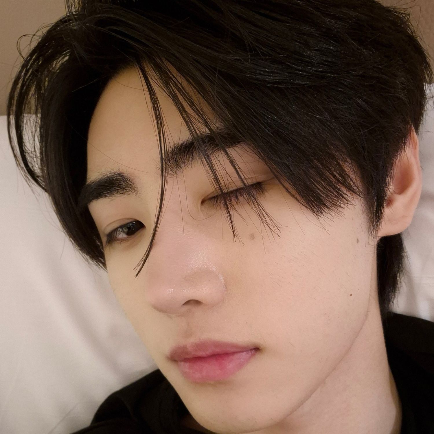 Foto terbaru Sunghoon (ENHYPEN)
