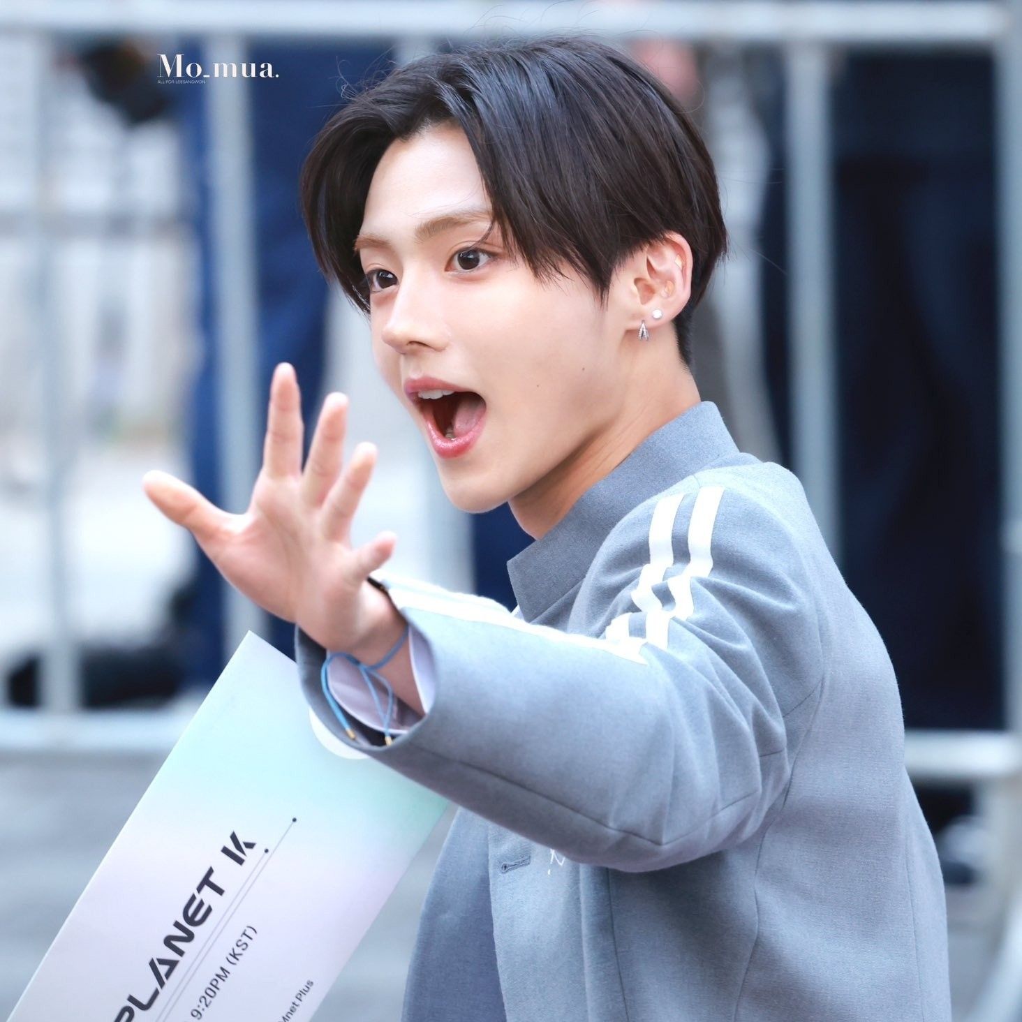 Behind-the-scenes cut of Lee Sangwon