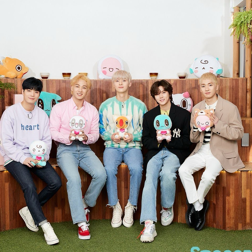 A moment captured by NU'EST's fan