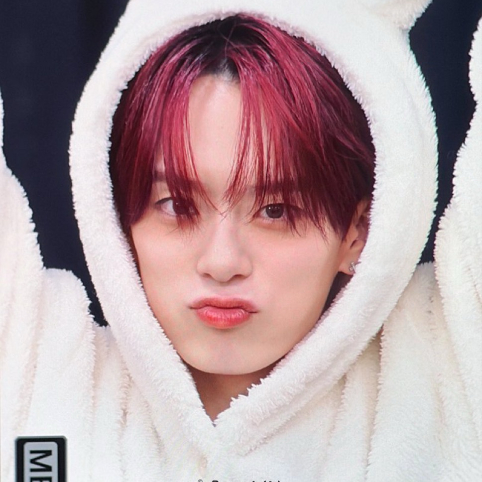 Recent activity shot of Kangmin (VERIVERY)