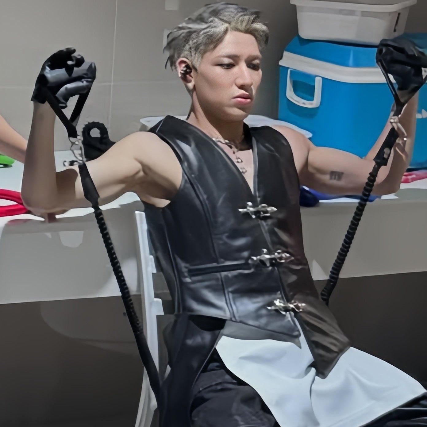 Behind-the-scenes cut of Bambam (GOT7)