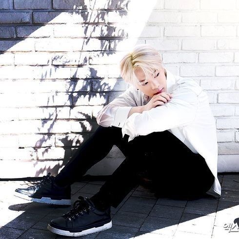 Behind-the-scenes cut of Moonbin (ASTRO)