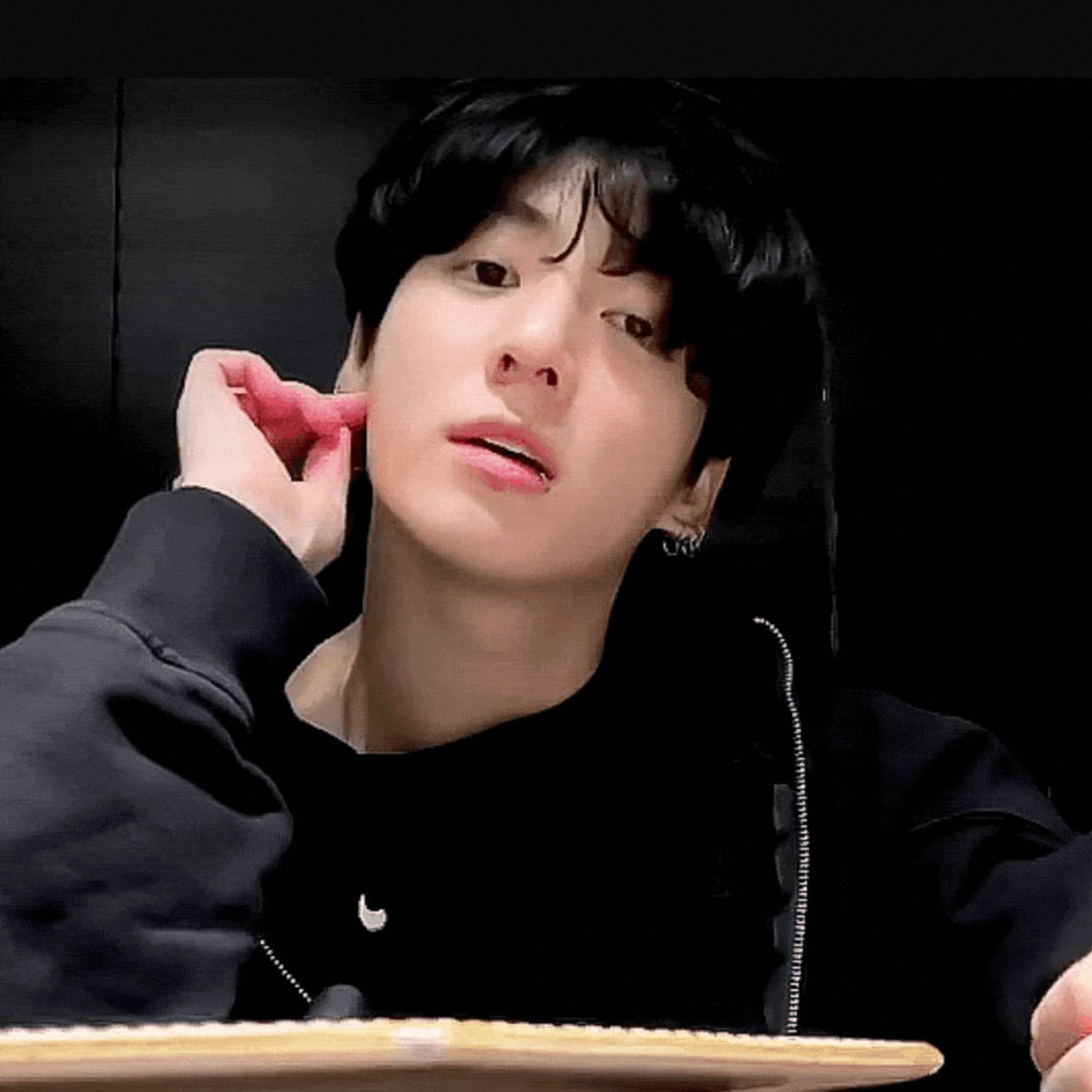 정국 (방탄소년단) 최근 활동샷