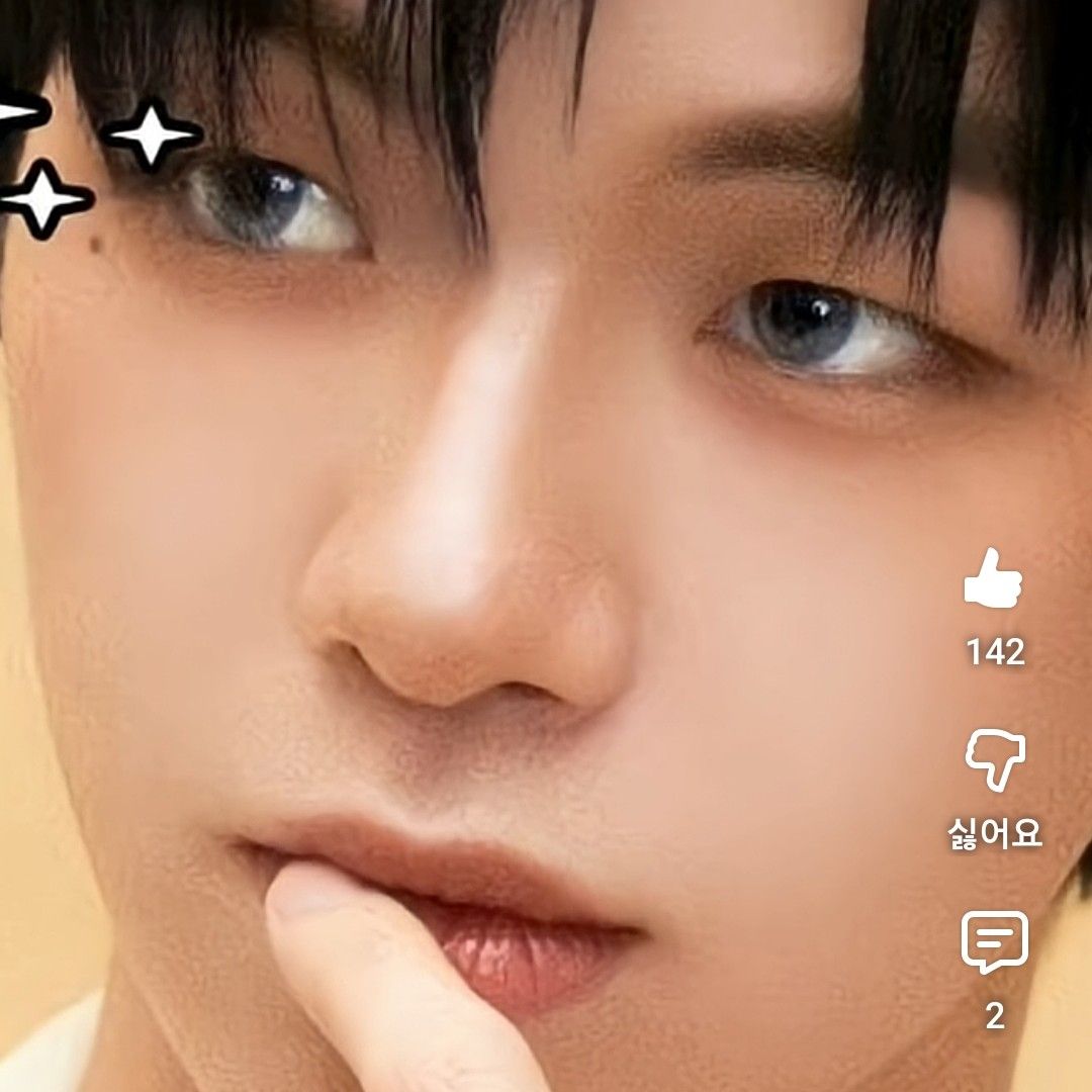 カン・ダニエルの最近の活動写真