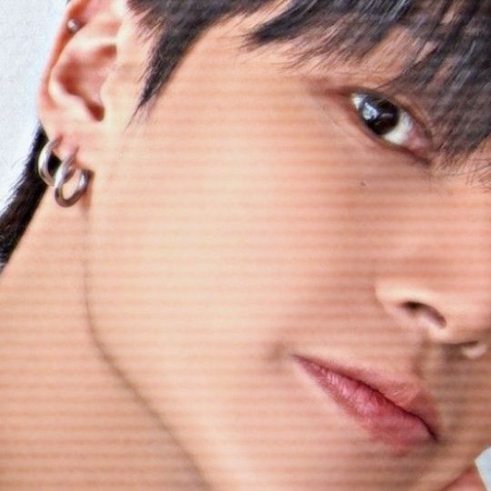 Behind-the-scenes cut of Wooyoung (ATEEZ)