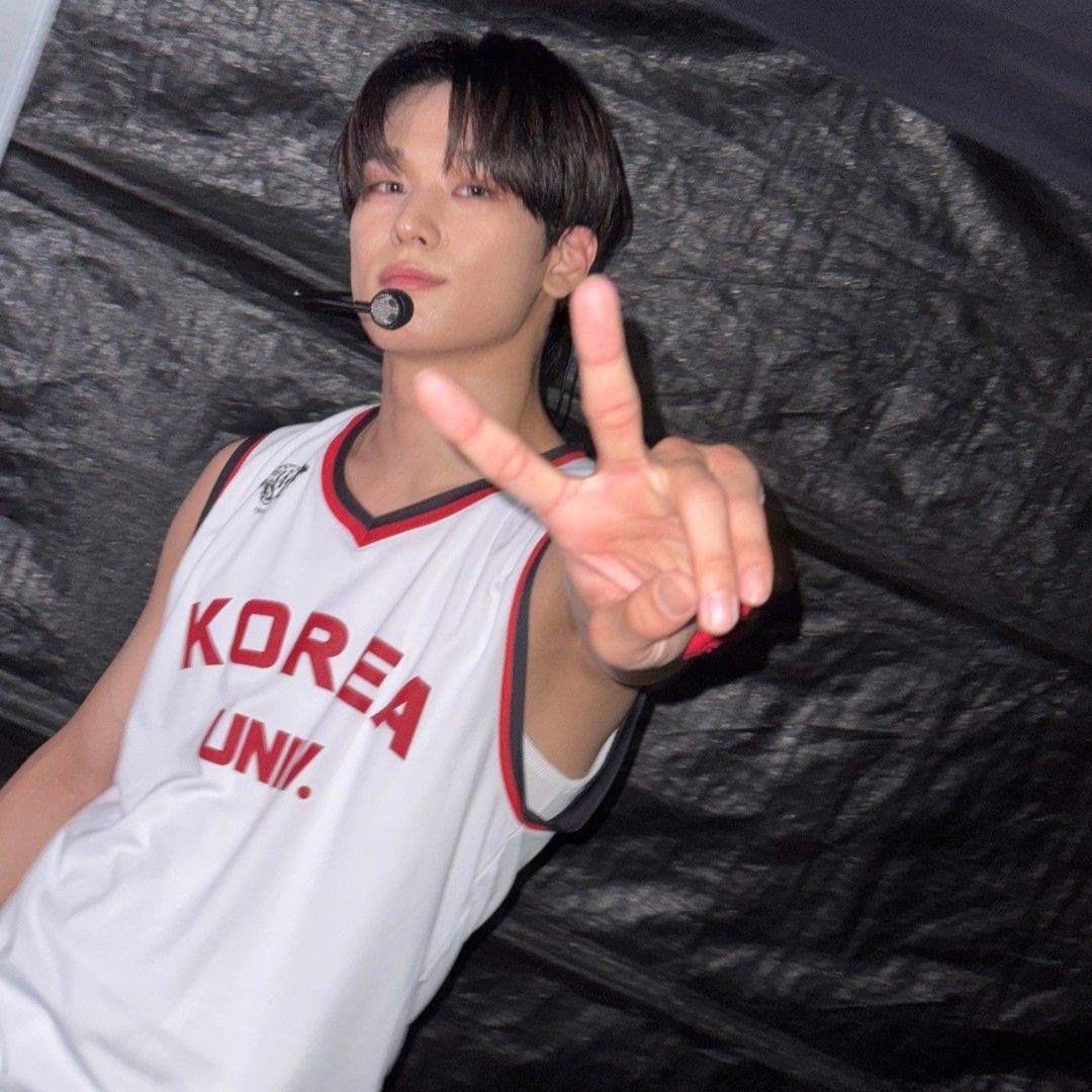 Latest photo of Juyeon (THE BOYZ)