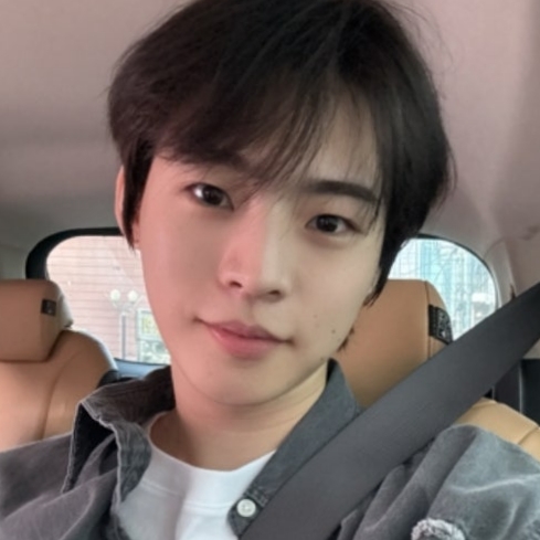 Recent activity shot of Hyojin (ONF)