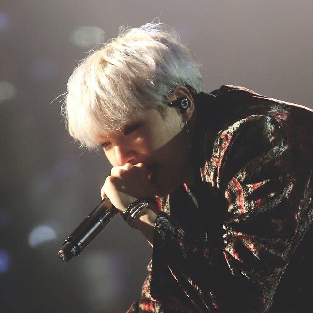 Latest photo of SUGA (BTS)