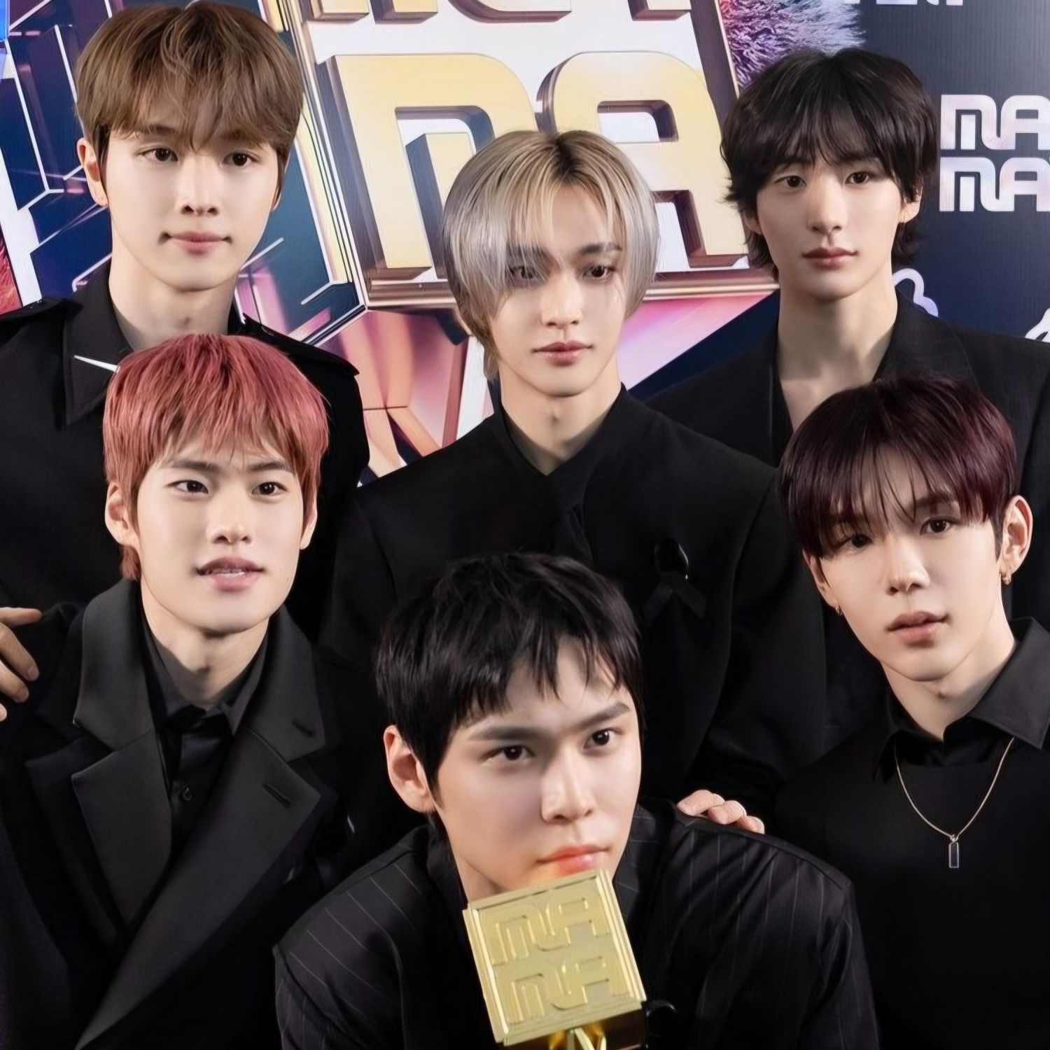 Must-see popular post of 라이즈, your favorite