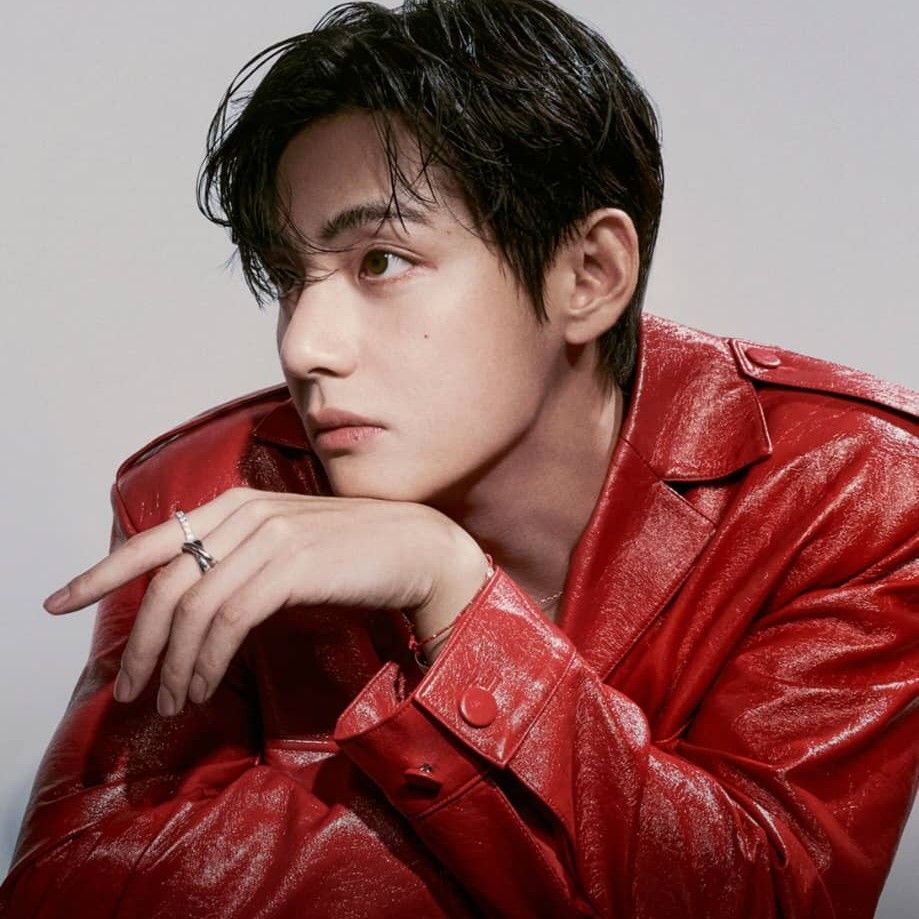 뷔 (방탄소년단)의 비하인드 컷