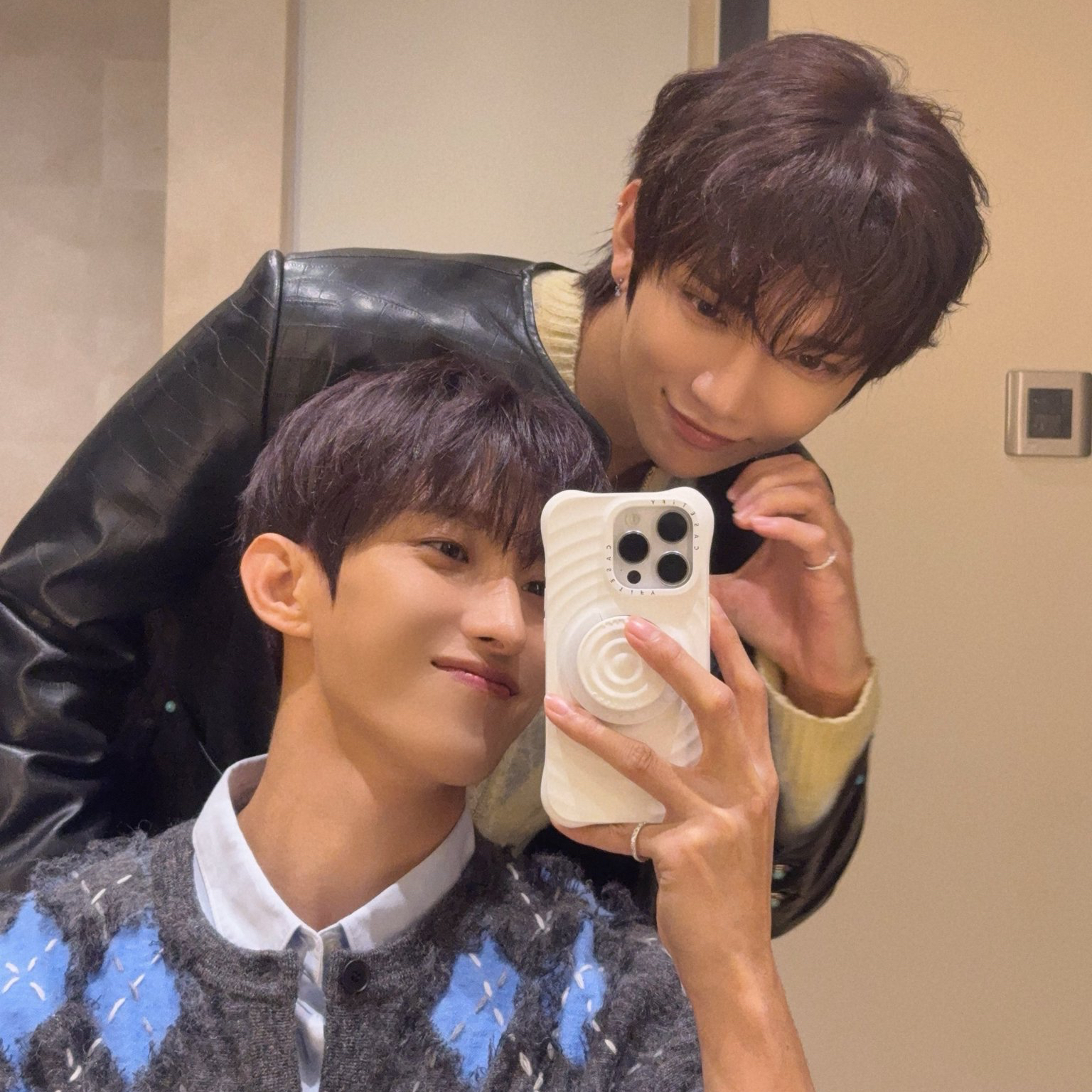 Recent activity shot of Joshua (SEVENTEEN)