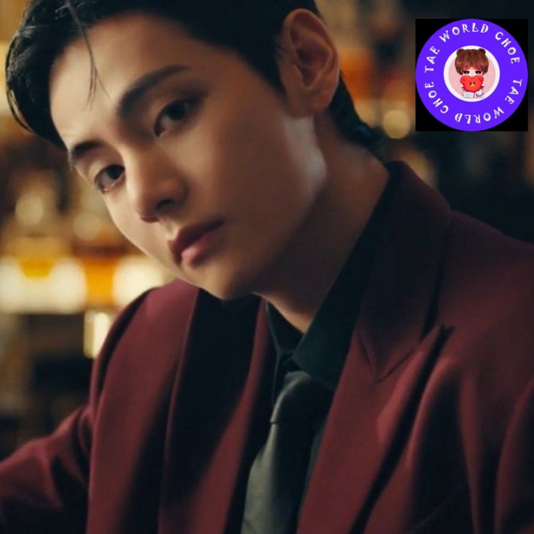 Behind-the-scenes cut of V (BTS)