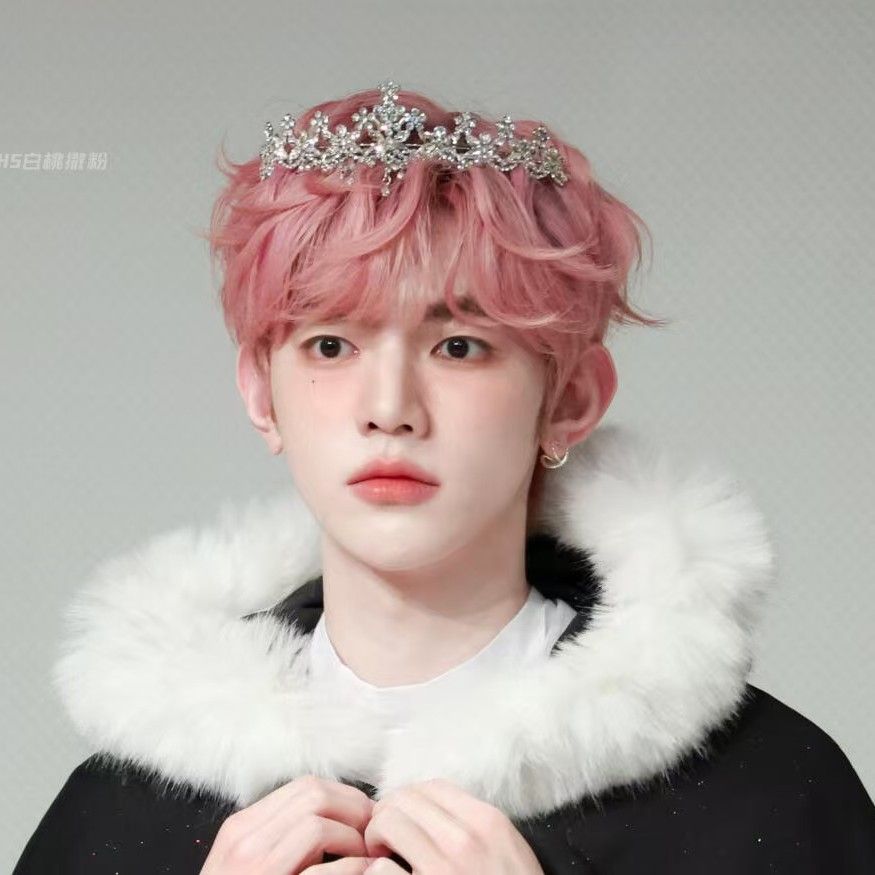 Latest photo of Zhang Hao (ZEROBASEONE)