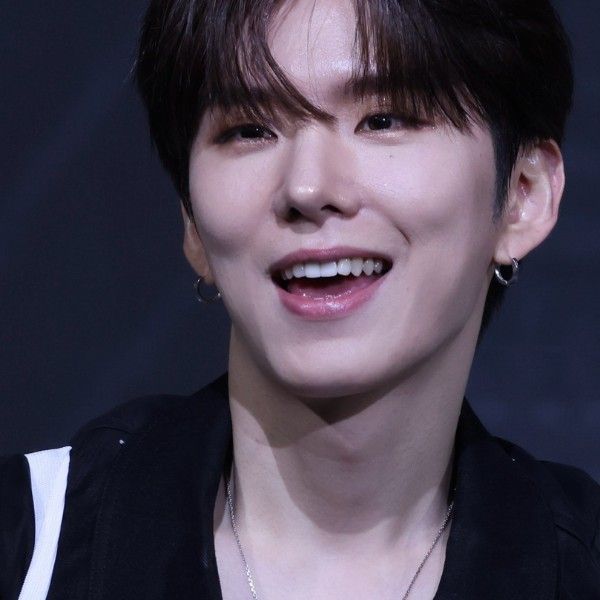 Behind-the-scenes cut of Kihyun (MONSTA X)
