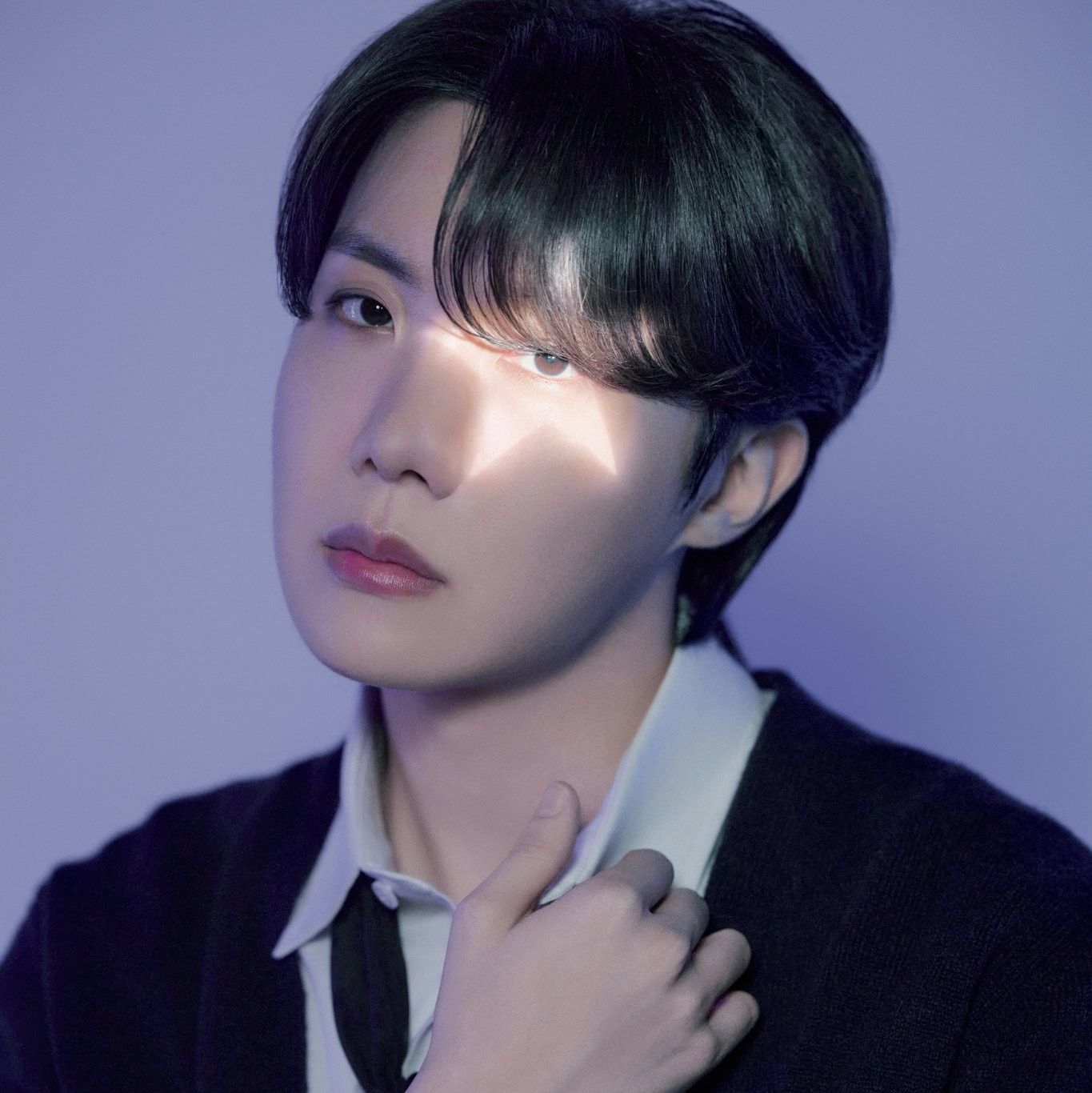 제이홉 (방탄소년단)의 최신 사진