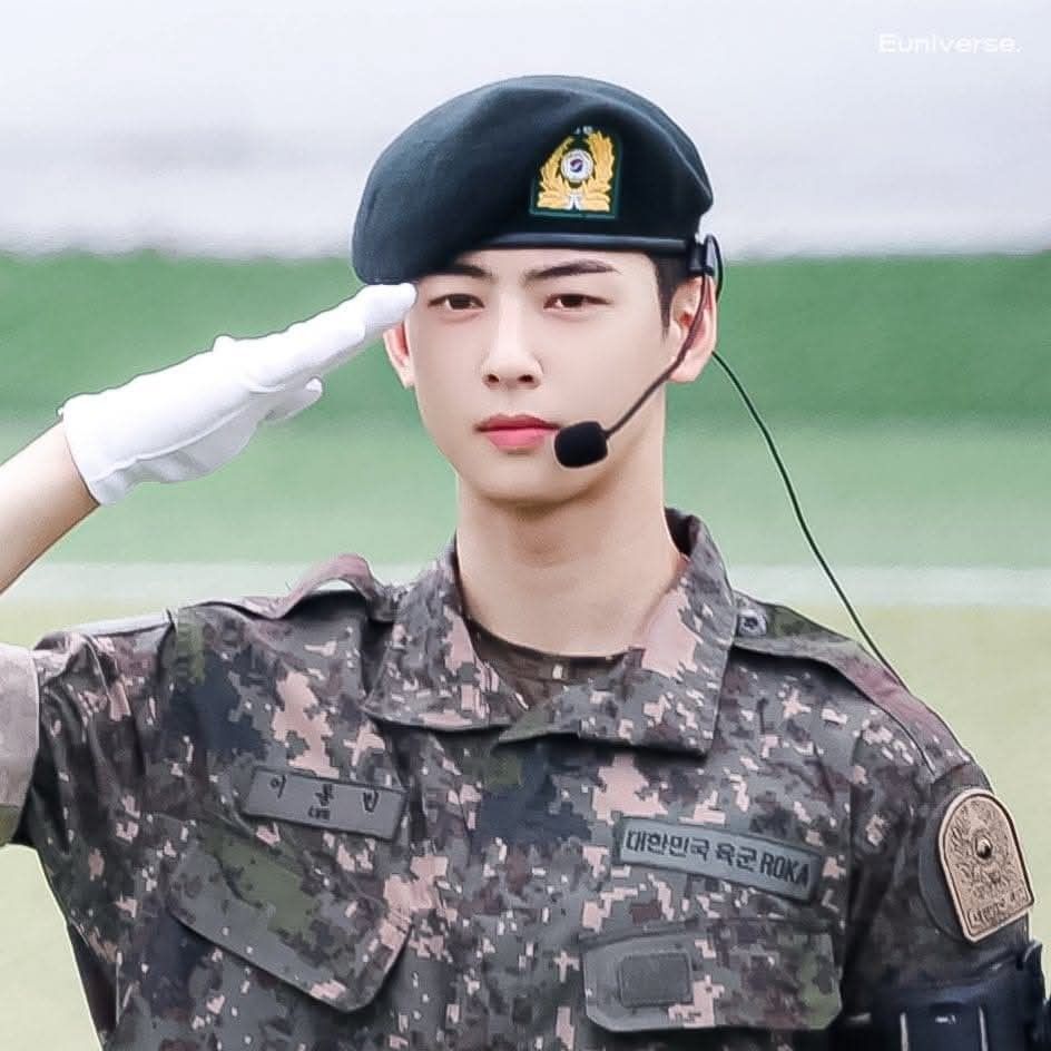 Behind-the-scenes cut of Eunwoo (ASTRO)