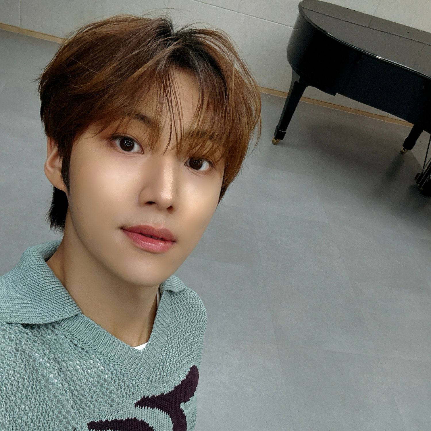 Latest photo of Lee Eunsang (YOUNITE)