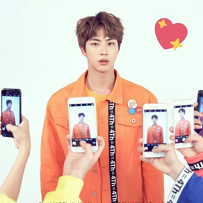 진 (방탄소년단) 최근 활동샷