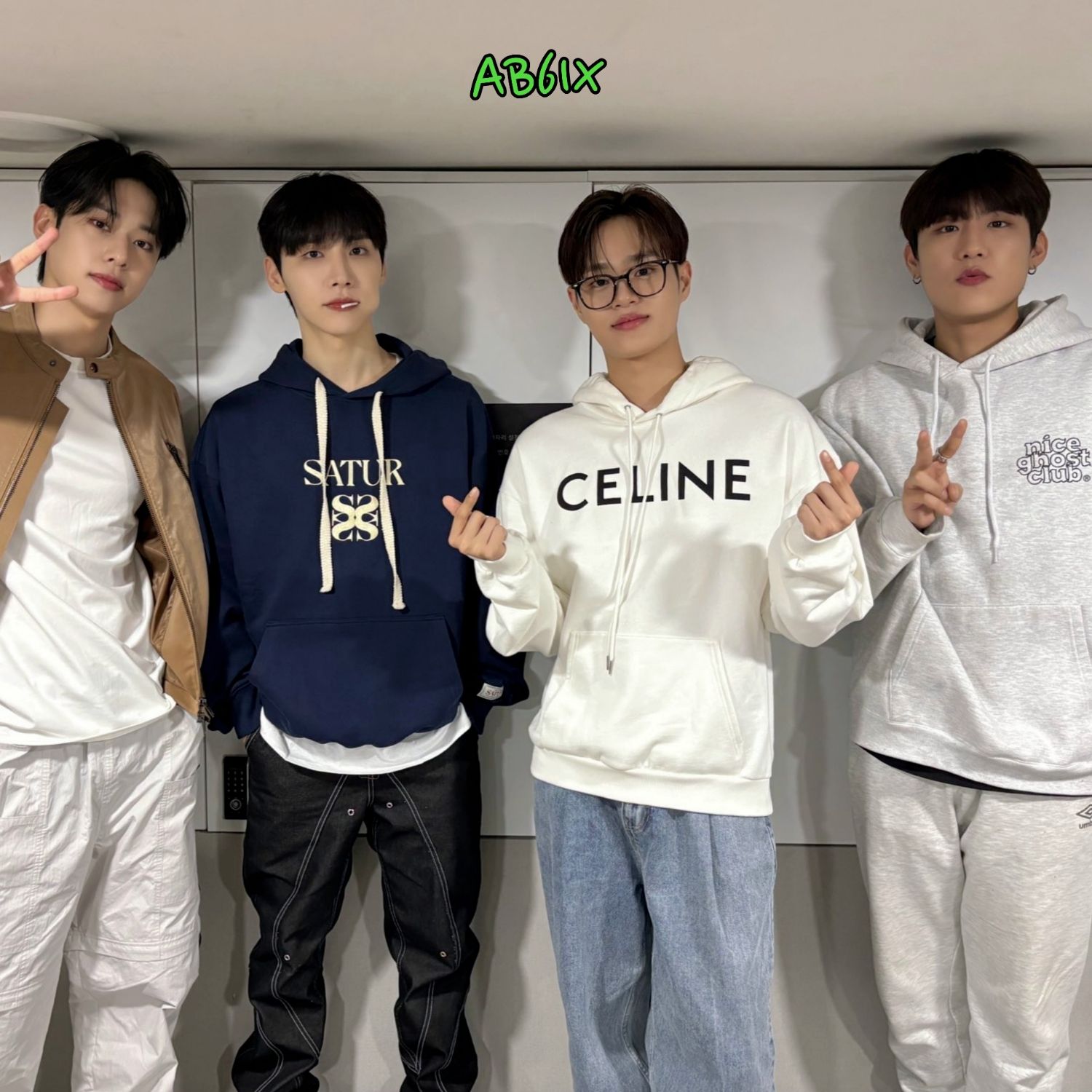 A moment captured by AB6IX's fan