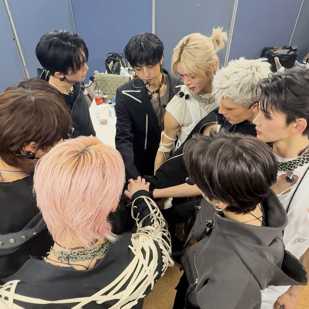 Recent activity shot of EJ (&TEAM)