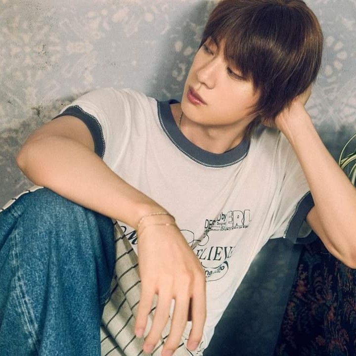 ジン (BTS)の最近の活動写真