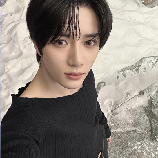 Recent activity shot of Beomgyu (TOMORROW X TOGETHER)