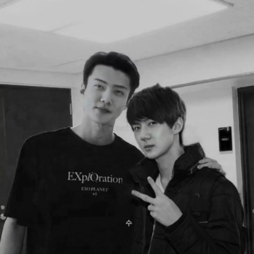A moment captured by Sehun (EXO)'s fan