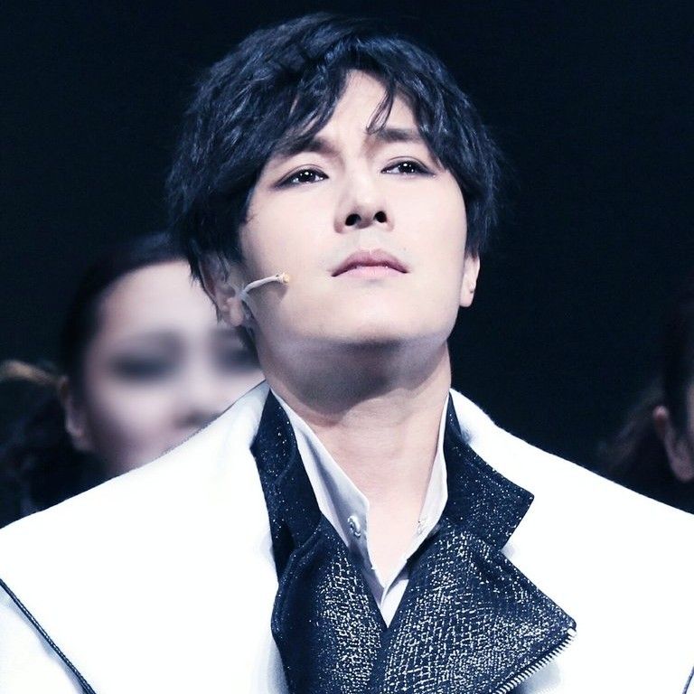 A moment captured by Kim Dongwan (SHINHWA)'s fan