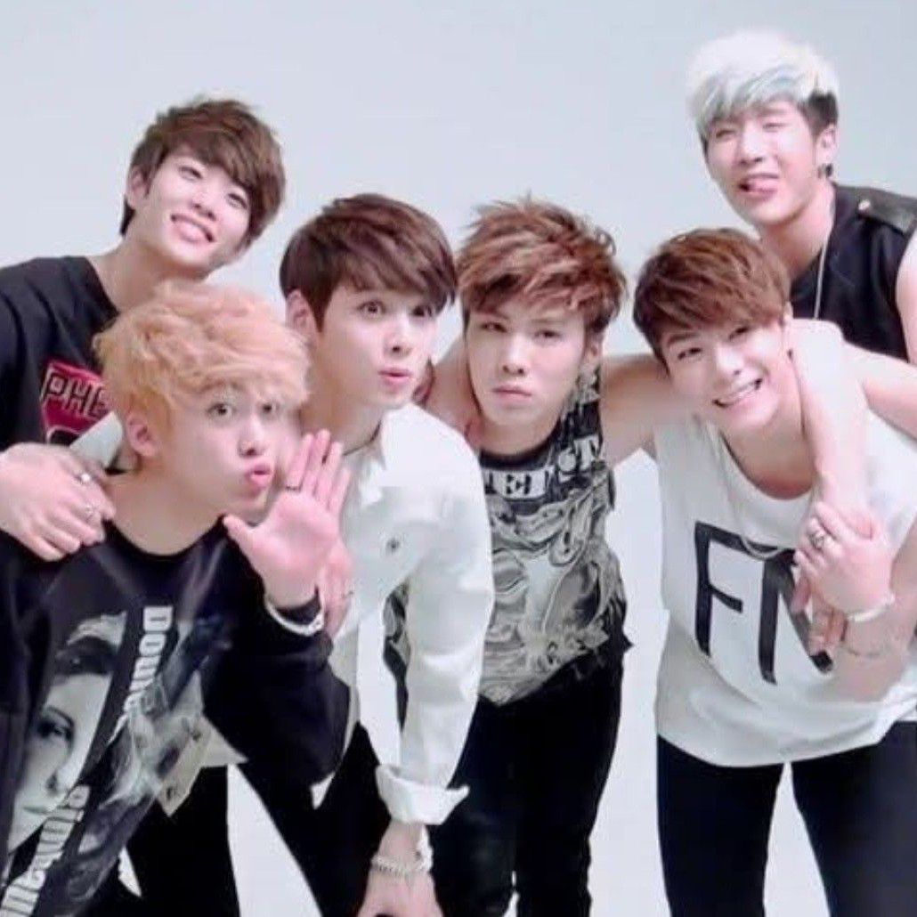 A moment captured by ASTRO's fan