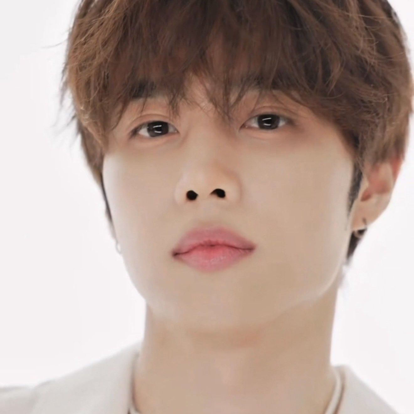 Behind-the-scenes cut of Sunwoo (THE BOYZ)