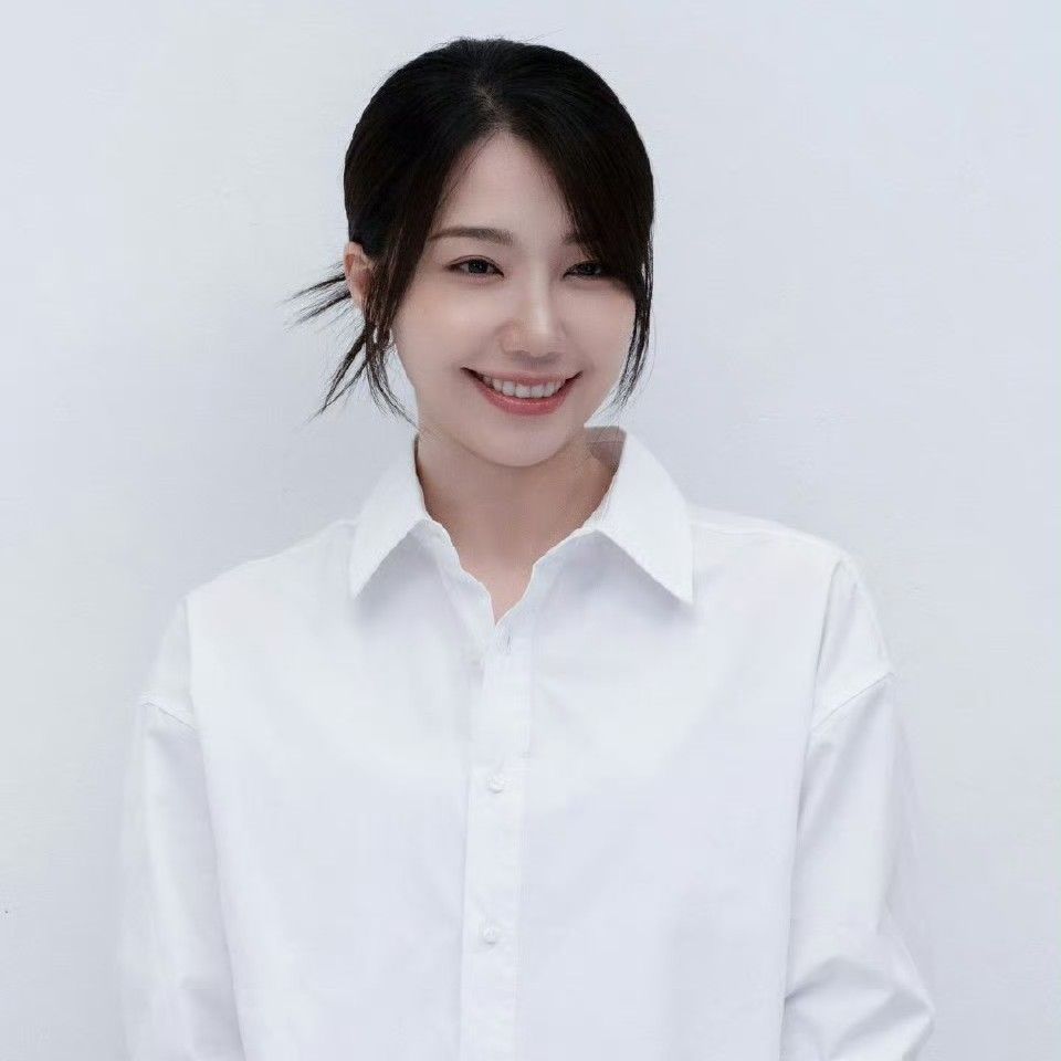 Latest photo of Jeong Eunji (Apink)