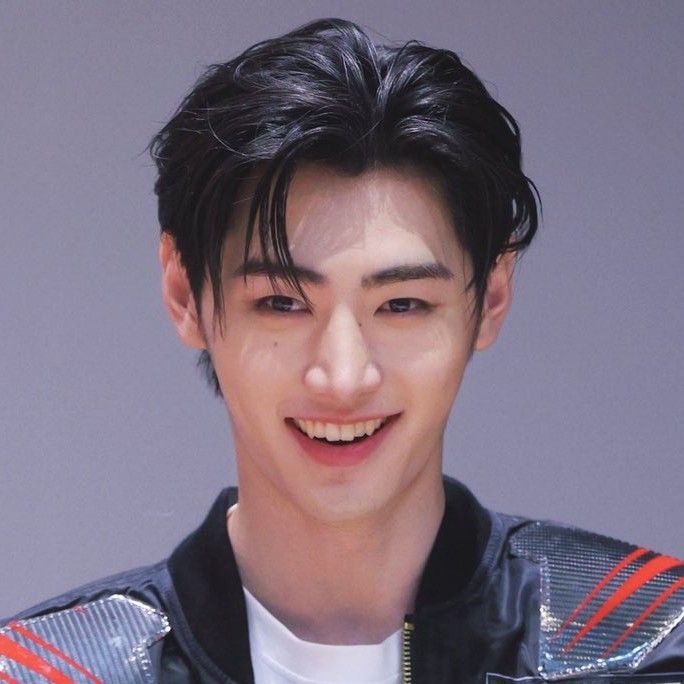 Behind-the-scenes cut of Sunghoon (ENHYPEN)
