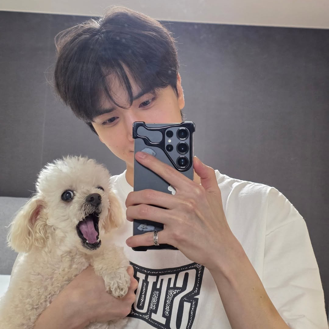 ヨンフン (THE BOYZ)の最近の活動写真